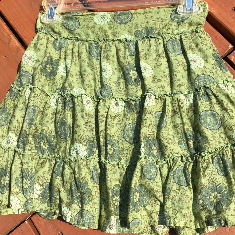 Worn once cute green skirt